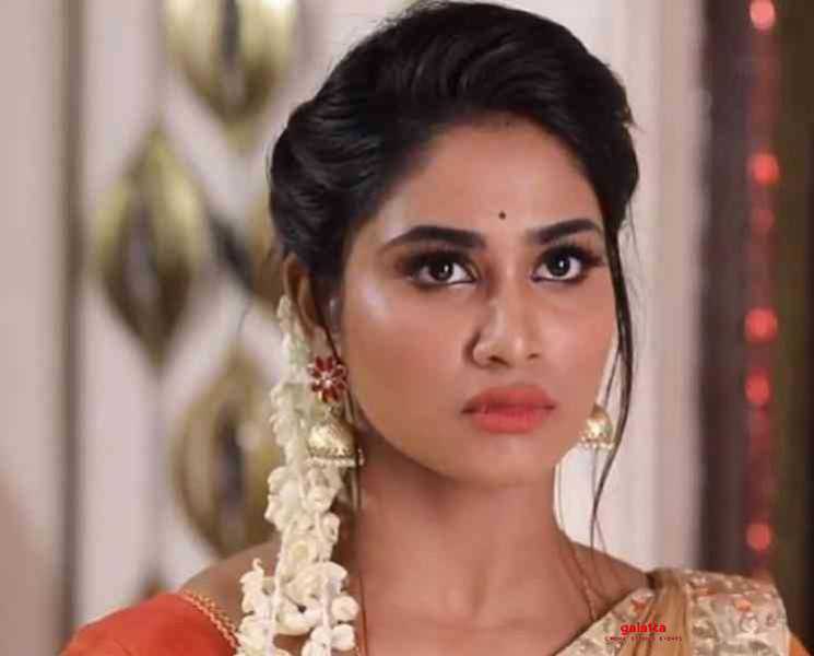 இணையத்தை கலக்கும் ஷிவானியின் டான்ஸ் ஒர்க்அவுட் வீடியோ ! - Tamil Movie Cinema News இணையத்தை கலக்கும் ஷிவானியின் டான்ஸ் ஒர்க்அவுட் வீடியோ ! - Tamil Movie Cinema News
