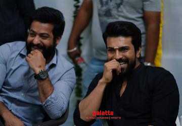 RRR படத்தில் Jr.NTR-ன் ஜோடி இவர்தான் ! விவரம் உள்ளே - Tamil Movie Cinema News RRR படத்தில் Jr.NTR-ன் ஜோடி இவர்தான் ! விவரம் உள்ளே - Tamil Movie Cinema News