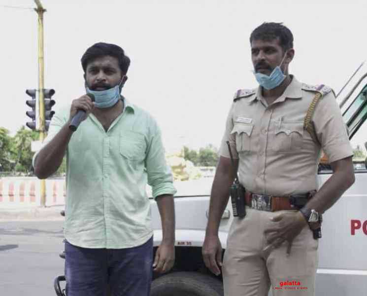 கொரோனா பாதிப்பு : போலீசுக்கு உதவி செய்யும் சசிகுமார் ! - Tamil Movie Cinema News கொரோனா பாதிப்பு : போலீசுக்கு உதவி செய்யும் சசிகுமார் ! - Tamil Movie Cinema News