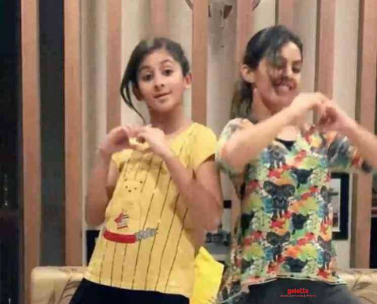 குட்டி ஸ்டோரி பாடலுக்கு அசத்தலாக நடனம் ஆடும் ஜாரா ! - Tamil Movie Cinema News குட்டி ஸ்டோரி பாடலுக்கு அசத்தலாக நடனம் ஆடும் ஜாரா ! - Tamil Movie Cinema News