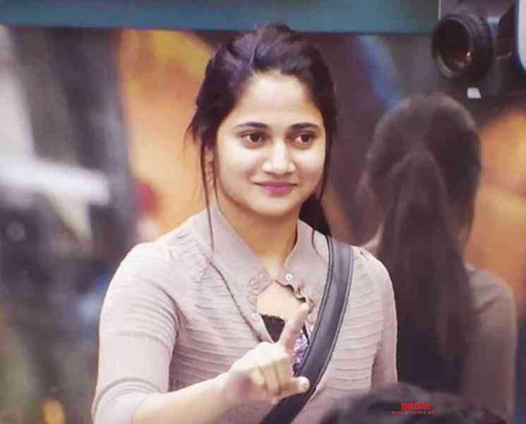 இளையராஜா பாடலை பாடி அசத்தும் லாஸ்லியா ! - Tamil Movie Cinema News இளையராஜா பாடலை பாடி அசத்தும் லாஸ்லியா ! - Tamil Movie Cinema News