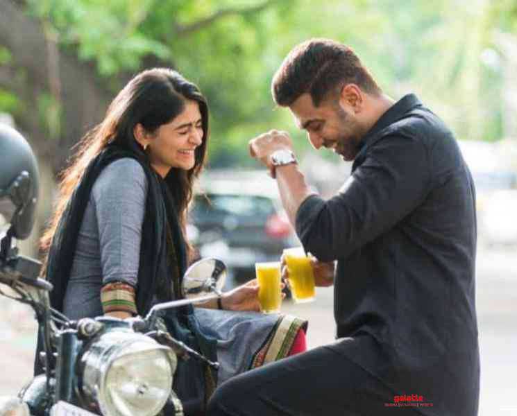 சினம் படத்தின் ரொமான்டிக் போட்டோவை வெளியிட்ட அருண் விஜய் ! - Tamil Movie Cinema News சினம் படத்தின் ரொமான்டிக் போட்டோவை வெளியிட்ட அருண் விஜய் ! - Tamil Movie Cinema News