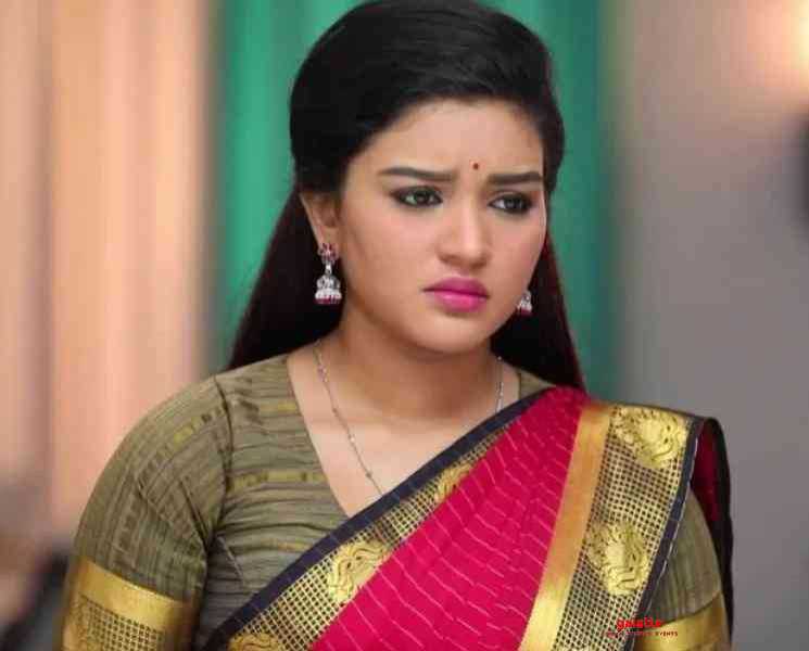இணையத்தை கலக்கும் செம்பருத்தி ஷாபனாவின் டிக்டாக் ! - Tamil Movie Cinema News இணையத்தை கலக்கும் செம்பருத்தி ஷாபனாவின் டிக்டாக் ! - Tamil Movie Cinema News