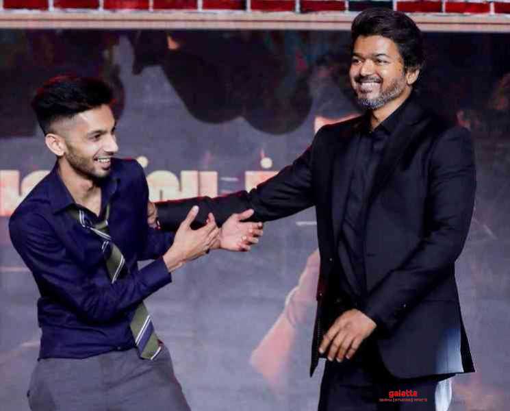 மூணு முதல் மாஸ்டர் வரை ! வைரல் மாஸ்டர் அனிருத்தின் குட்டி ஸ்டோரி - Tamil Movie Cinema News மூணு முதல் மாஸ்டர் வரை ! வைரல் மாஸ்டர் அனிருத்தின் குட்டி ஸ்டோரி - Tamil Movie Cinema News