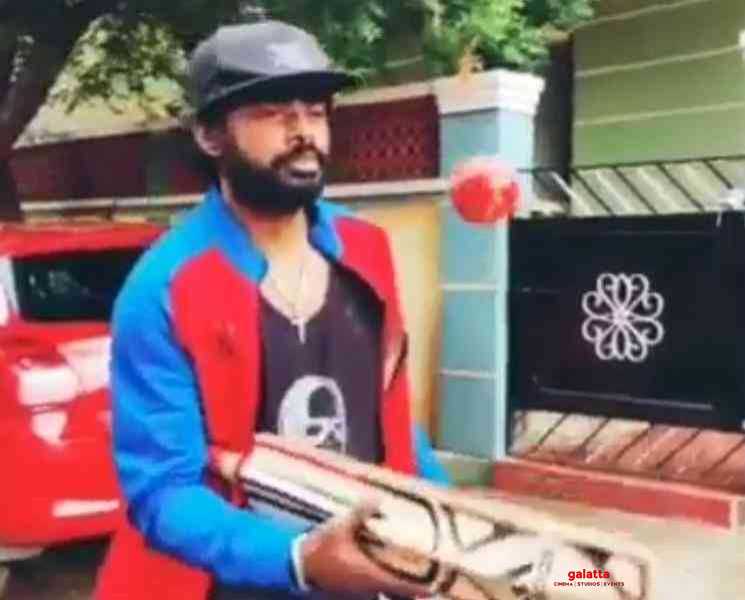 வைரல் சேலஞ்சை செய்து அசத்திய பிக்பாஸ் சாண்டி ! - Tamil Movie Cinema News வைரல் சேலஞ்சை செய்து அசத்திய பிக்பாஸ் சாண்டி ! - Tamil Movie Cinema News