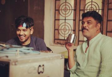 ஹிப்ஹாப் தமிழா படத்தின் டைட்டில் மற்றும் ஃபர்ஸ்ட்லுக் இதோ ! - Tamil Movie Cinema News ஹிப்ஹாப் தமிழா படத்தின் டைட்டில் மற்றும் ஃபர்ஸ்ட்லுக் இதோ ! - Tamil Movie Cinema News