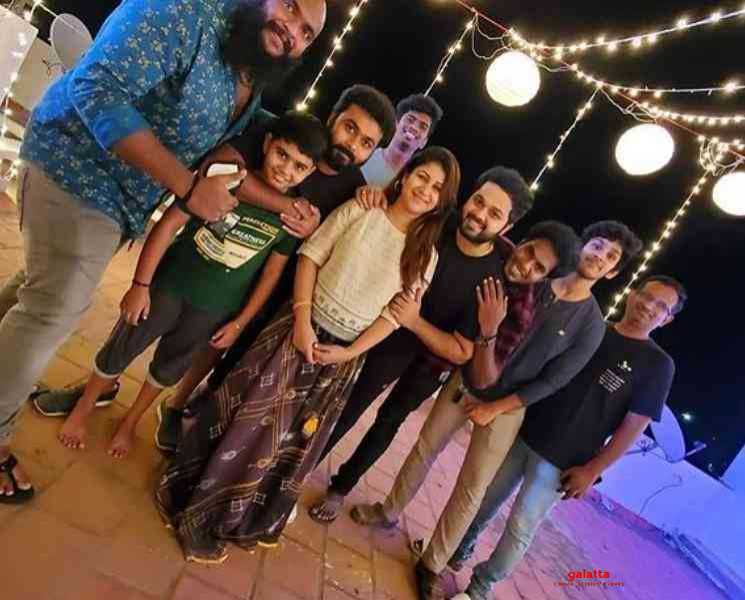 ஆல்யா மானஸாவிற்கு பிறந்தநாள் சர்ப்ரைஸ் கொடுத்த சஞ்சீவ் ! வைரல் வீடியோ - Tamil Movie Cinema News ஆல்யா மானஸாவிற்கு பிறந்தநாள் சர்ப்ரைஸ் கொடுத்த சஞ்சீவ் ! வைரல் வீடியோ - Tamil Movie Cinema News