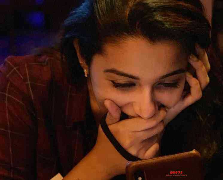 பிரேக்கப் வதந்தி...ப்ரியா பவானி ஷங்கரின் அல்டிமேட் ரியாக்சன் ! - Tamil Movie Cinema News பிரேக்கப் வதந்தி...ப்ரியா பவானி ஷங்கரின் அல்டிமேட் ரியாக்சன் ! - Tamil Movie Cinema News
