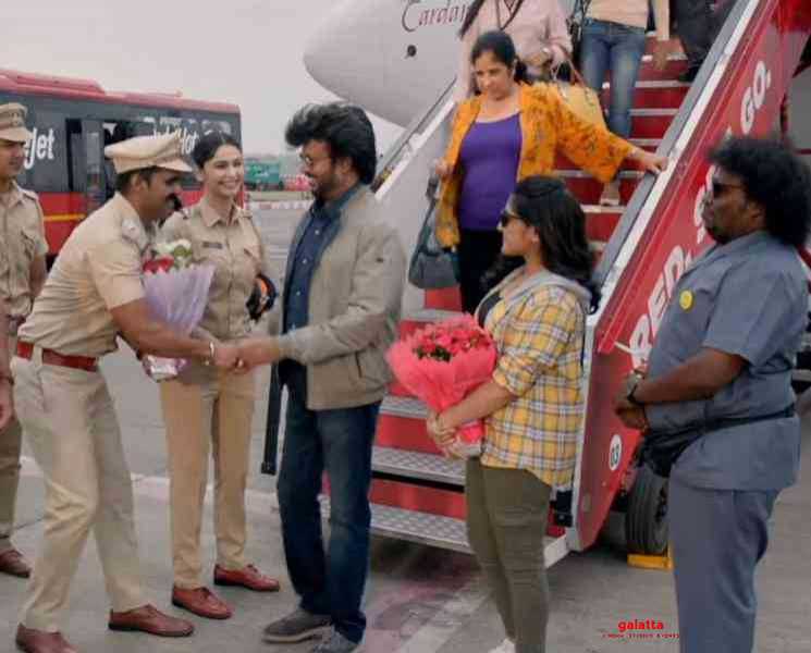 தர்பார் படத்தின் ஸ்னிக் பீக் காட்சி வெளியீடு ! - Tamil Movie Cinema News தர்பார் படத்தின் ஸ்னிக் பீக் காட்சி வெளியீடு ! - Tamil Movie Cinema News