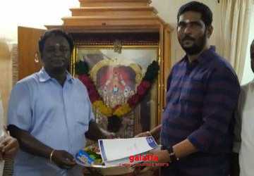 பூஜையுடன் துவங்கியது ப்ளூ சட்டை மாறனின் படம் ! - Tamil Movie Cinema News பூஜையுடன் துவங்கியது ப்ளூ சட்டை மாறனின் படம் ! - Tamil Movie Cinema News