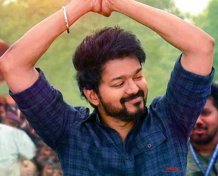 விஜய் பிறந்தநாளுக்கு மாஸ்டர் ஸ்பெஷல் க்ளூ கொடுத்த மாஸ்டர் பிரபலம் ! - Tamil Movie Cinema News விஜய் பிறந்தநாளுக்கு மாஸ்டர் ஸ்பெஷல் க்ளூ கொடுத்த மாஸ்டர் பிரபலம் ! - Tamil Movie Cinema News