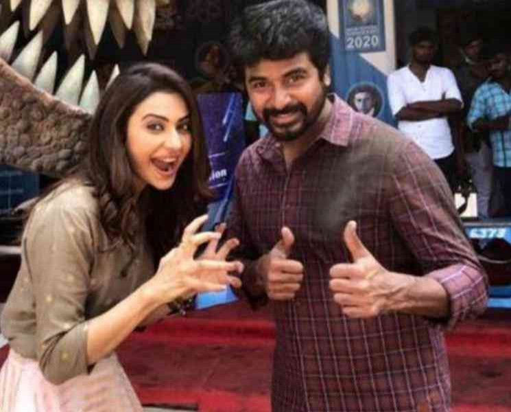 அயலான் படம் குறித்த வதந்திகளுக்கு முற்றுப்புள்ளி வைத்த ரகுல் ப்ரீத் ! - Tamil Movie Cinema News அயலான் படம் குறித்த வதந்திகளுக்கு முற்றுப்புள்ளி வைத்த ரகுல் ப்ரீத் ! - Tamil Movie Cinema News