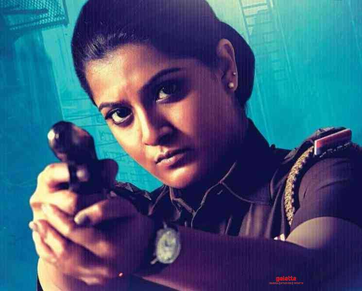 நேரடியாக ஆன்லைனில் வெளியாகும் டேனி திரைப்படம் ! வரம் பெற்ற வரலக்ஷ்மி ரசிகர்கள் - Tamil Movie Cinema News நேரடியாக ஆன்லைனில் வெளியாகும் டேனி திரைப்படம் ! வரம் பெற்ற வரலக்ஷ்மி ரசிகர்கள் - Tamil Movie Cinema News