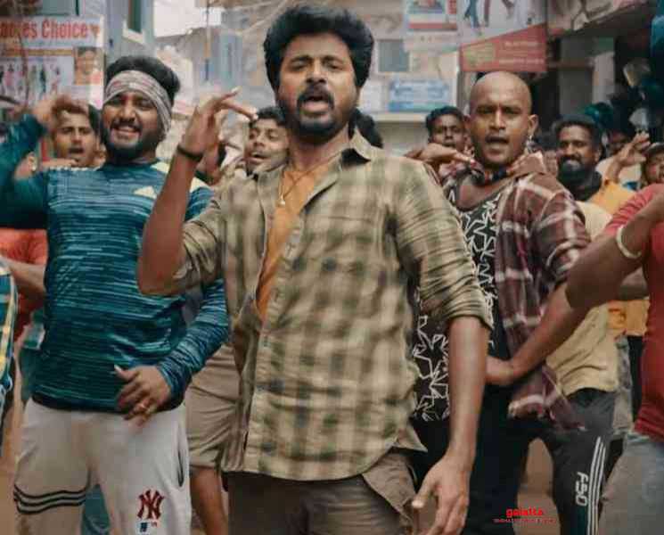 ஹீரோ படத்தின் செம ரகளையான ஓப்பனிங் பாடல் வீடியோ ! - Tamil Movie Cinema News ஹீரோ படத்தின் செம ரகளையான ஓப்பனிங் பாடல் வீடியோ ! - Tamil Movie Cinema News