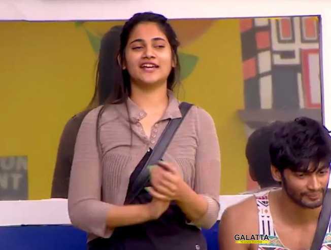 பட்டாம்பூச்சி பிடிப்பது எப்படி ? செம கியூட்டாக சொல்லும் லாஸ்லியா ! பட்டாம்பூச்சி பிடிப்பது எப்படி ? செம கியூட்டாக சொல்லும் லாஸ்லியா !