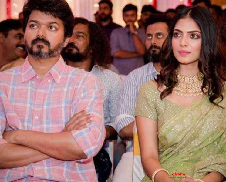 மனதார வாழ்த்திய மாஸ்டர் நடிகை மாளவிகா ! வைரலாகும் வாழ்த்து பதிவு - Tamil Movie Cinema News மனதார வாழ்த்திய மாஸ்டர் நடிகை மாளவிகா ! வைரலாகும் வாழ்த்து பதிவு - Tamil Movie Cinema News