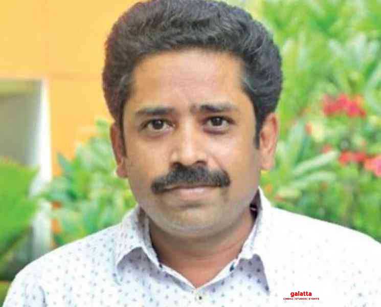 மதுபானக்கடைகள் திறக்கப்பட்டிருப்பது குறித்து இயக்குனர் சீனு ராமசாமி பதிவு ! - Tamil Movie Cinema News மதுபானக்கடைகள் திறக்கப்பட்டிருப்பது குறித்து இயக்குனர் சீனு ராமசாமி பதிவு ! - Tamil Movie Cinema News