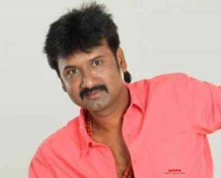 படப்பிடிப்பு முடியும் முன்னே உயிரிழந்த இயக்குனர் ! அதிர்ச்சியில் திரையுலகம் - Tamil Movie Cinema News படப்பிடிப்பு முடியும் முன்னே உயிரிழந்த இயக்குனர் ! அதிர்ச்சியில் திரையுலகம் - Tamil Movie Cinema News