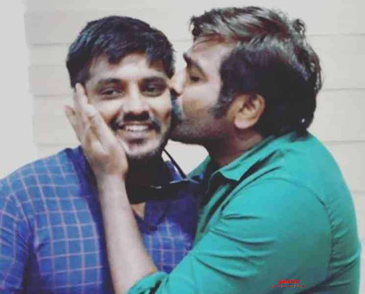 தலைவன் கிட்ட நாம முத்தம் வாங்காம இருப்போமா என்ன ? ஓ மை கடவுளே இயக்குனர் நெகிழ்ச்சி - Tamil Movie Cinema News தலைவன் கிட்ட நாம முத்தம் வாங்காம இருப்போமா என்ன ? ஓ மை கடவுளே இயக்குனர் நெகிழ்ச்சி - Tamil Movie Cinema News