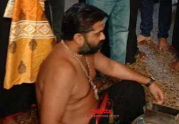 சபரி மலைக்கு சென்றார் சிம்பு ! வைரலாகும் புகைப்படம் - Tamil Movie Cinema News சபரி மலைக்கு சென்றார் சிம்பு ! வைரலாகும் புகைப்படம் - Tamil Movie Cinema News