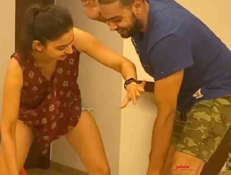 RakulPreetSingh plays childhood games with her brother quarantine - Telugu Movie Cinema News