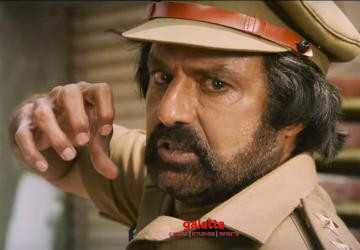 கே.எஸ்.ரவிக்குமாரின் ரூலர் பட டீஸர் ! - Tamil Movie Cinema News கே.எஸ்.ரவிக்குமாரின் ரூலர் பட டீஸர் ! - Tamil Movie Cinema News