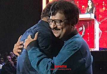 என்னா மாஸுங்க விஜய் தம்பிக்கு - நடிகர் விவேக் வெளிப்படை ! - Tamil Movie Cinema News என்னா மாஸுங்க விஜய் தம்பிக்கு - நடிகர் விவேக் வெளிப்படை ! - Tamil Movie Cinema News