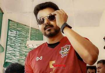 தளபதி 64-ல் இணைந்த கைதி பட பிரபலம் ! - Movie Cinema News தளபதி 64-ல் இணைந்த கைதி பட பிரபலம் ! - Movie Cinema News