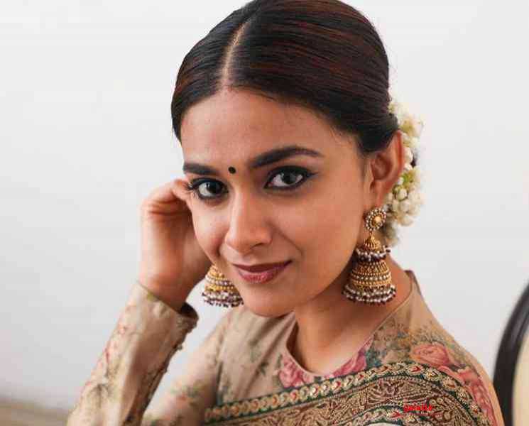 தேசிய விருது பெற்றது குறித்து கீர்த்தி சுரேஷின் உருக்கமான பதிவு ! - Tamil Movie Cinema News தேசிய விருது பெற்றது குறித்து கீர்த்தி சுரேஷின் உருக்கமான பதிவு ! - Tamil Movie Cinema News
