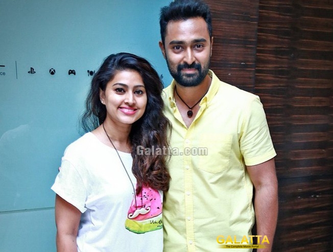 Sneha and Prasanna Sticks to the Decision They Made Sneha and Prasanna Sticks to the Decision They Made
