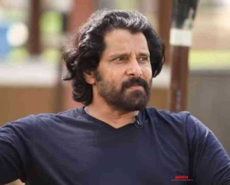 சிலிர்க்க வைக்கும் சியான் பட டைட்டில் ! மோஷன் போஸ்டர் இதோ - Tamil Movie Cinema News சிலிர்க்க வைக்கும் சியான் பட டைட்டில் ! மோஷன் போஸ்டர் இதோ - Tamil Movie Cinema News