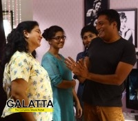 Director Prakash Raj enters Bollywood Director Prakash Raj enters Bollywood