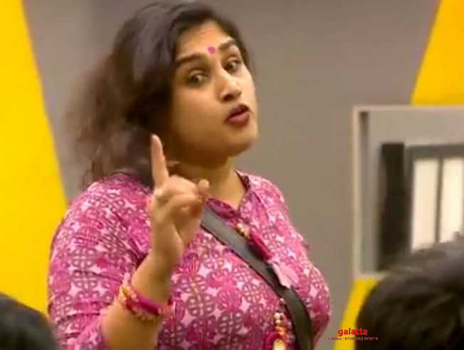 தர்ஷனின் குறும்படத்தை காண்பிக்க வனிதா கோரிக்கை ! - Movie Cinema News தர்ஷனின் குறும்படத்தை காண்பிக்க வனிதா கோரிக்கை ! - Movie Cinema News