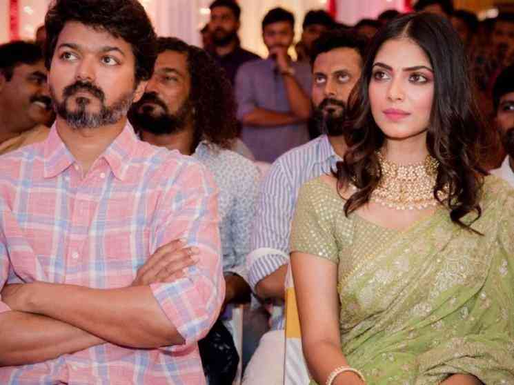 இன்ஸ்டாவை கலக்கும் மாளவிகா மோஹனின் ரீல்ஸ் வீடியோ ! - Tamil Movie Cinema News இன்ஸ்டாவை கலக்கும் மாளவிகா மோஹனின் ரீல்ஸ் வீடியோ ! - Tamil Movie Cinema News