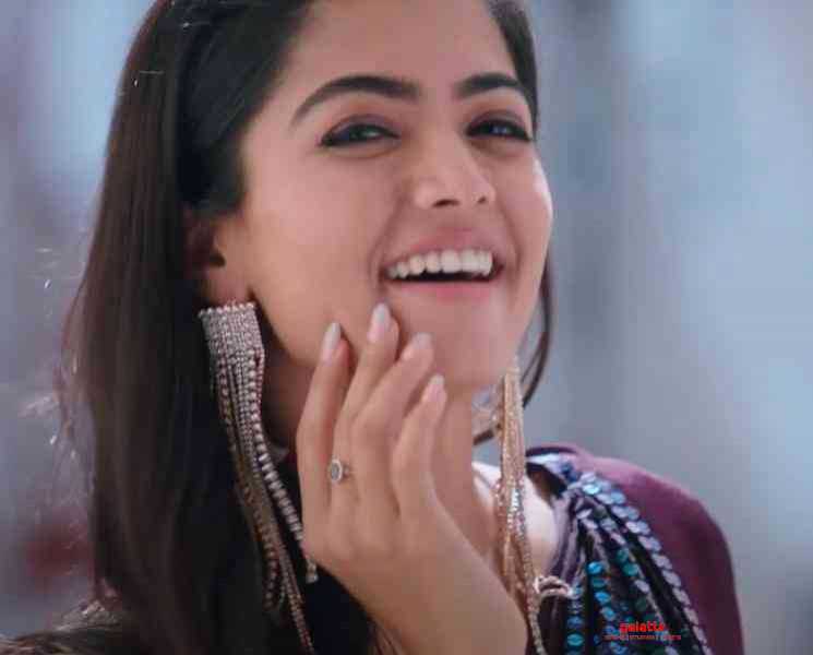 இணையத்தில் வைரலாகும் ராஷ்மிகாவின் குட்டி கதை ! - Tamil Movie Cinema News இணையத்தில் வைரலாகும் ராஷ்மிகாவின் குட்டி கதை ! - Tamil Movie Cinema News